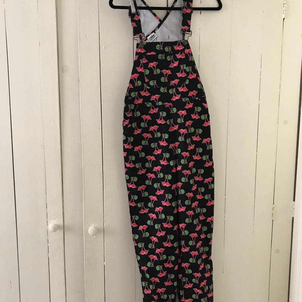 trendy overalls